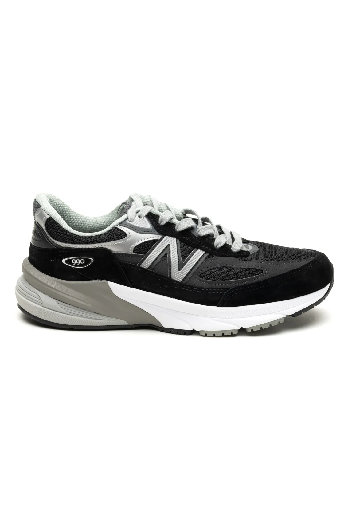 990