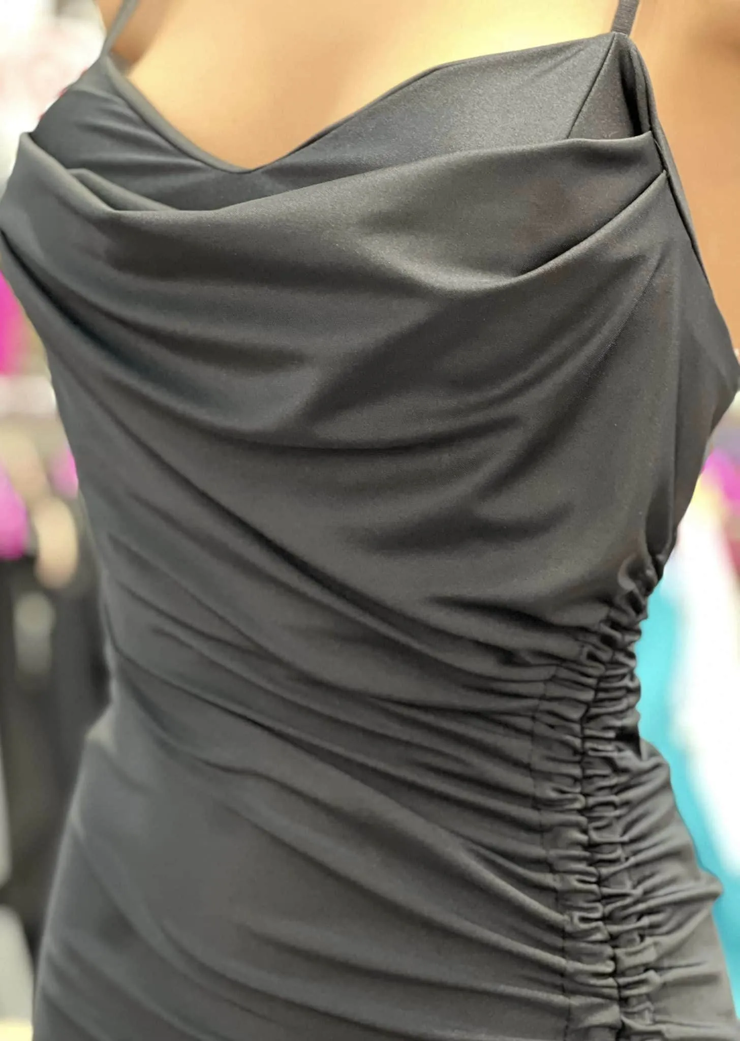 Abito aderente in lycra (vari colori)