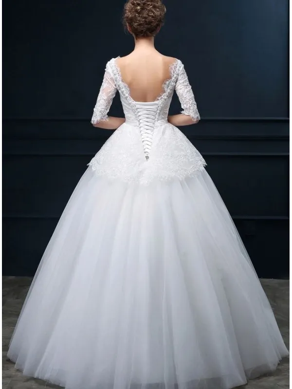 Abito da Sposa online con maniche in Pizzo scollato dietro con corpetto ricamato