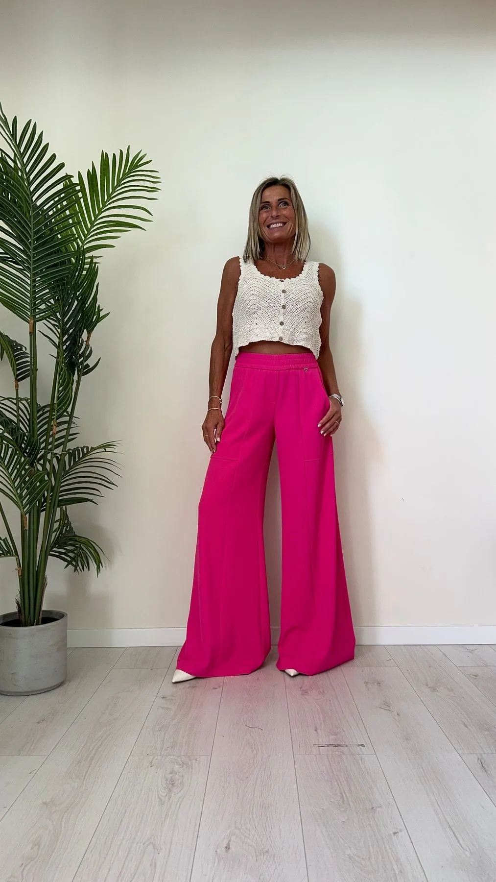 DAFNE - CHX5147P19 - TOP UNCINETTO CON BOTTONCINI