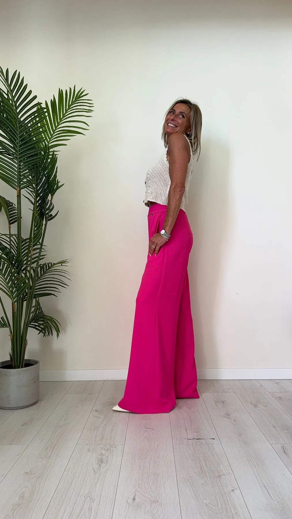 DAFNE - CHX5147P19 - TOP UNCINETTO CON BOTTONCINI